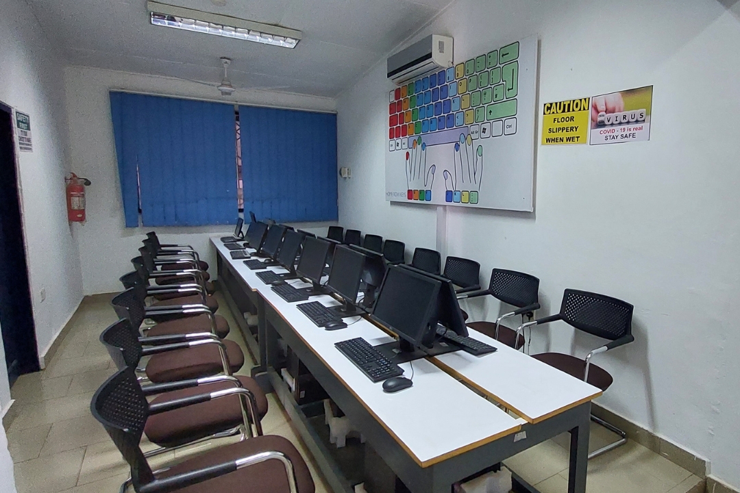 ICT Training – Brooks Dreams Foundation – Molding Our Future